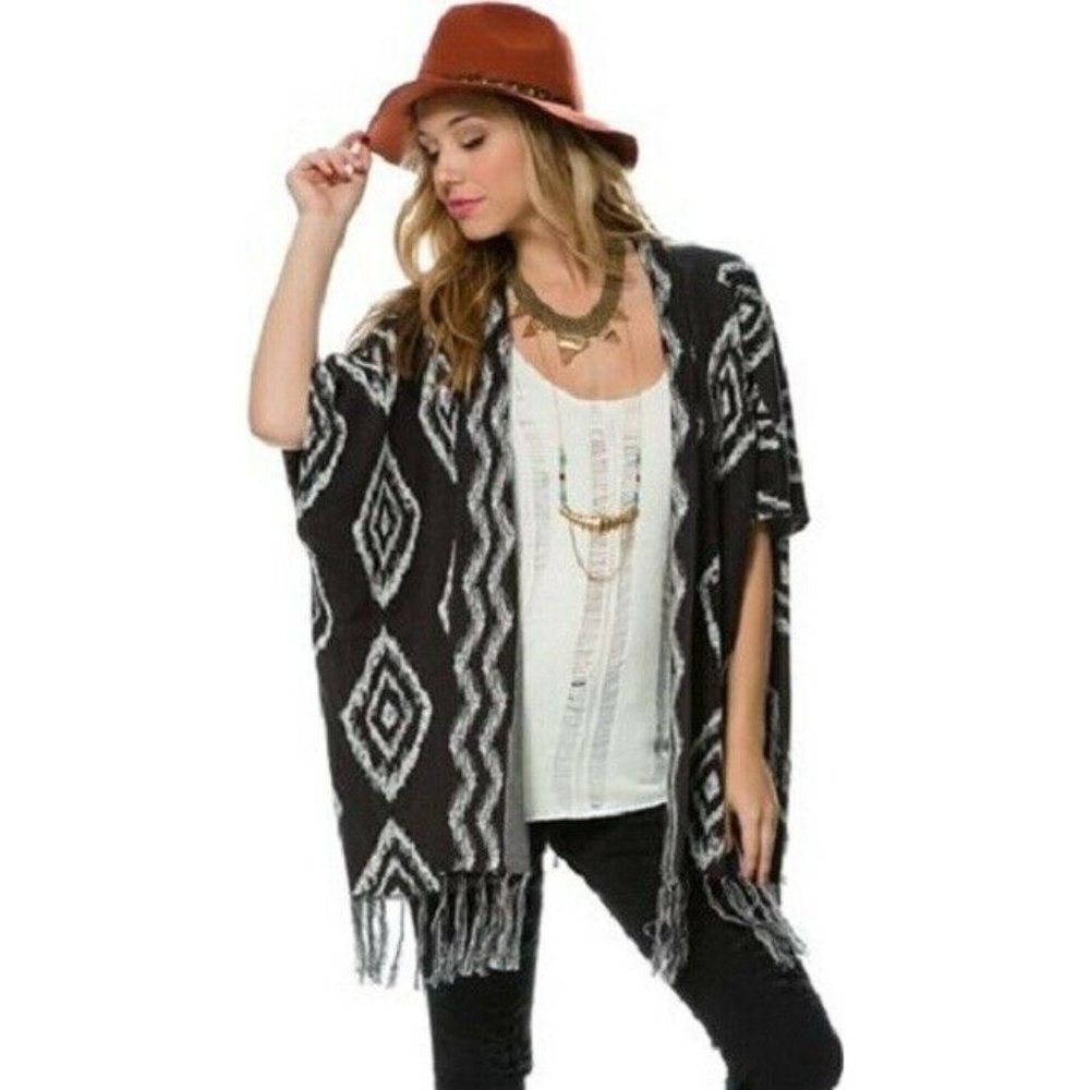Billabong NWT Fringe Sweater Whole Hearted Cardigan Grey Open Medium